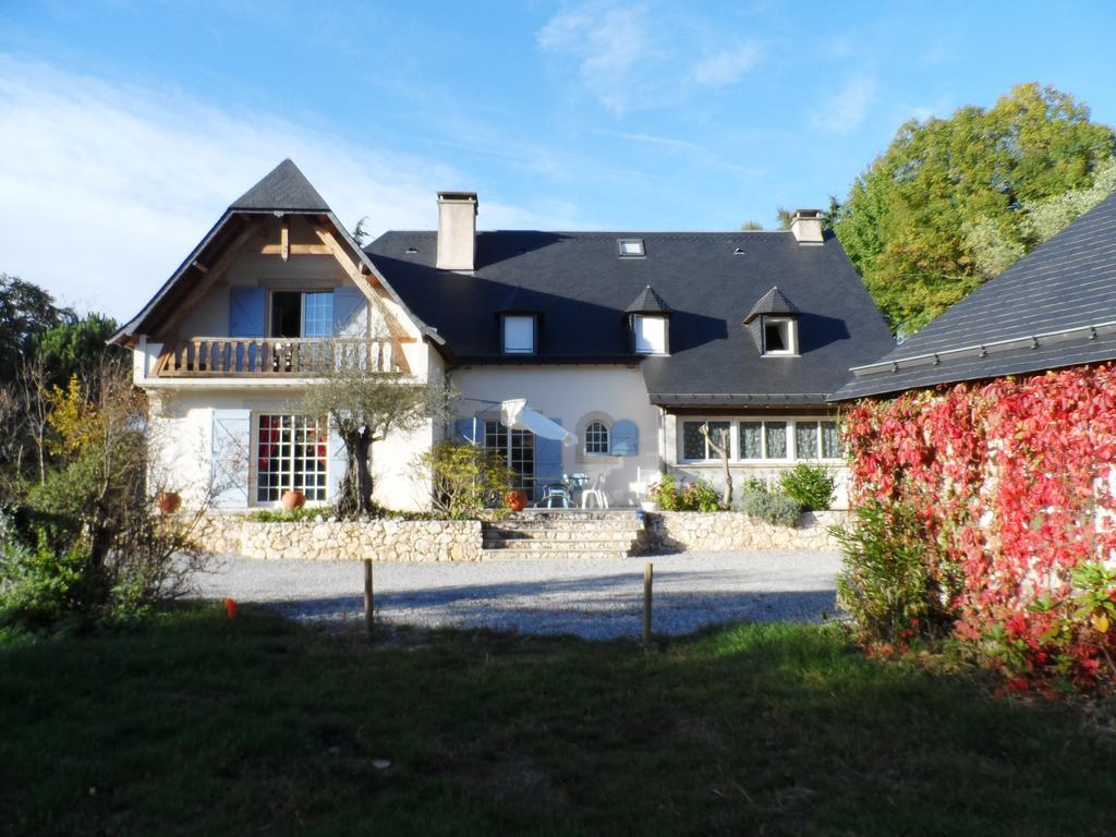 La Maison D'En O Hotel Bagneres-de-Bigorre Luaran gambar